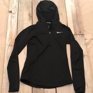 Nike half-zip